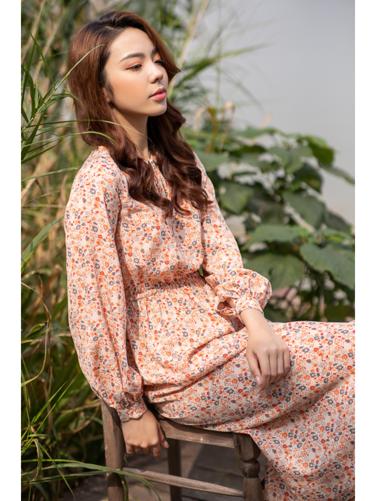 Đầm chấm bị nâu