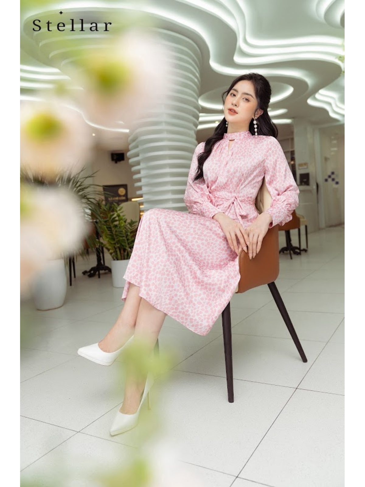 Đầm lụa hoạ tiết hồng