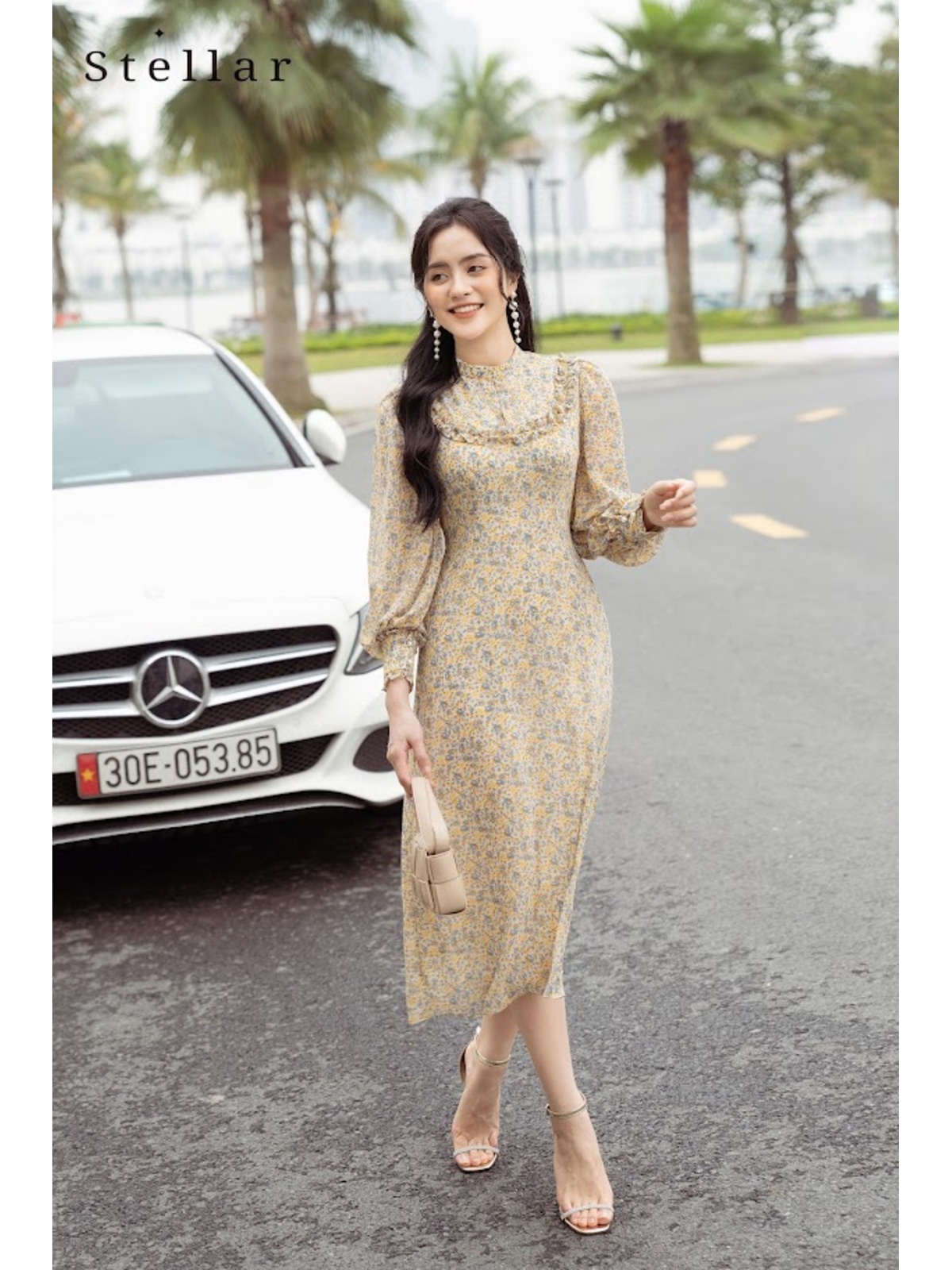 Đầm voan hoa nhí vàng nhạt