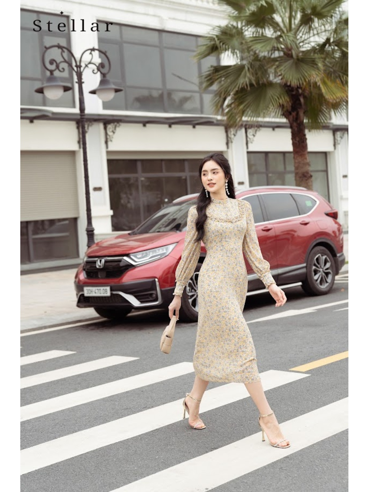 Đầm voan hoa nhí vàng nhạt