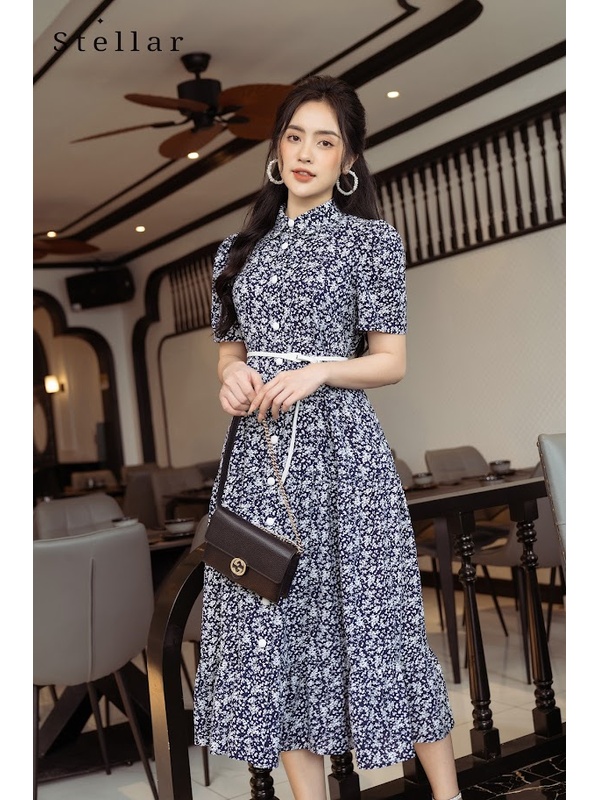 Đầm hoa cổ Đức dáng midi xoè