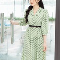 Đầm chấm bi cổ vest xanh bơ