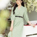 Đầm chấm bi cổ vest xanh bơ