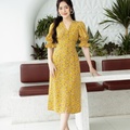 Đầm hoa midi tay bồng hoa vàng