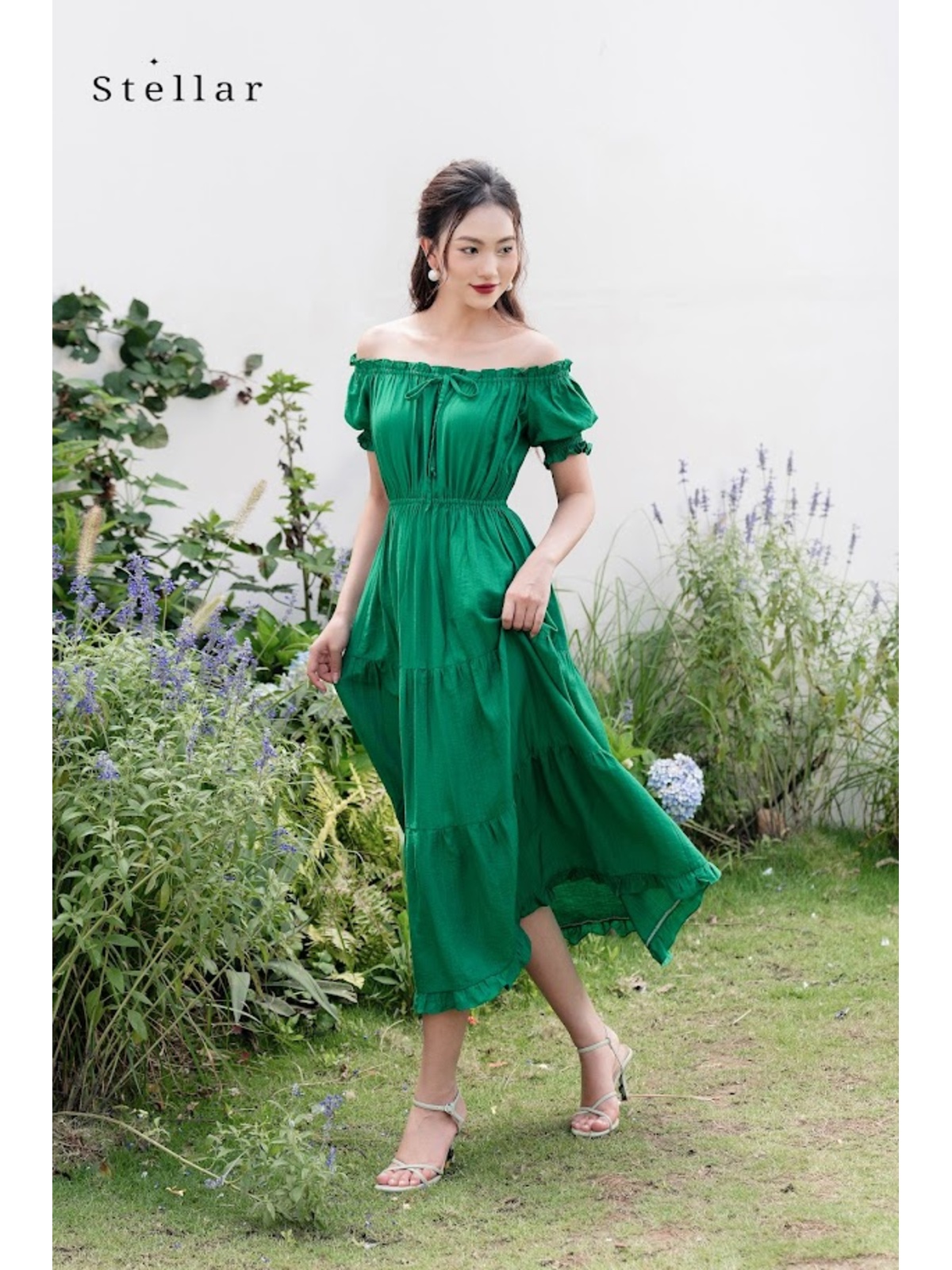 Đầm maxi tơ xanh lá cây