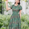 Đầm lụa hoạ tiết hoa lá xanh lá cây