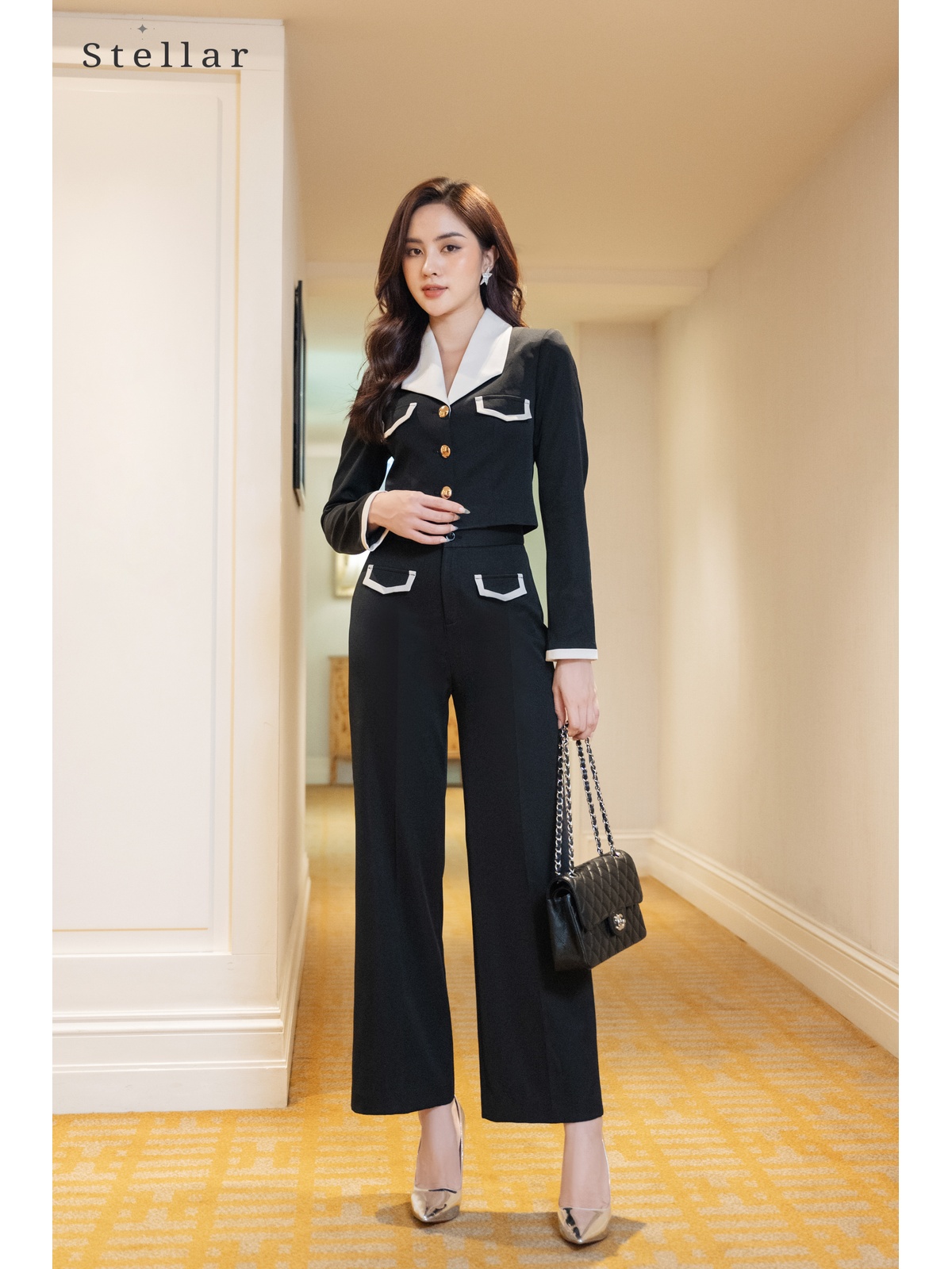 Bộ vest croptop đen sang trọng 