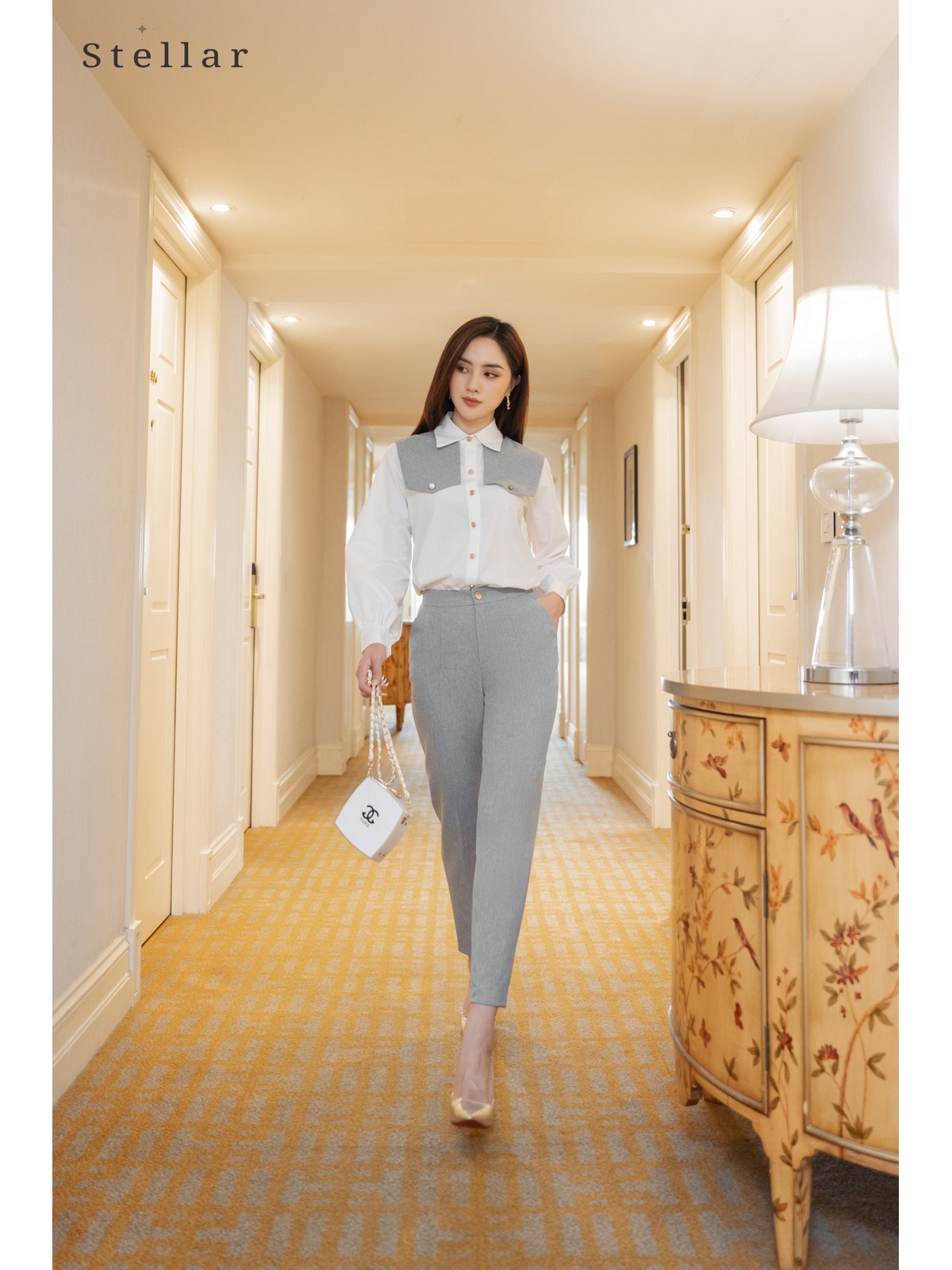 Quần baggy màu ghi, túi chéo