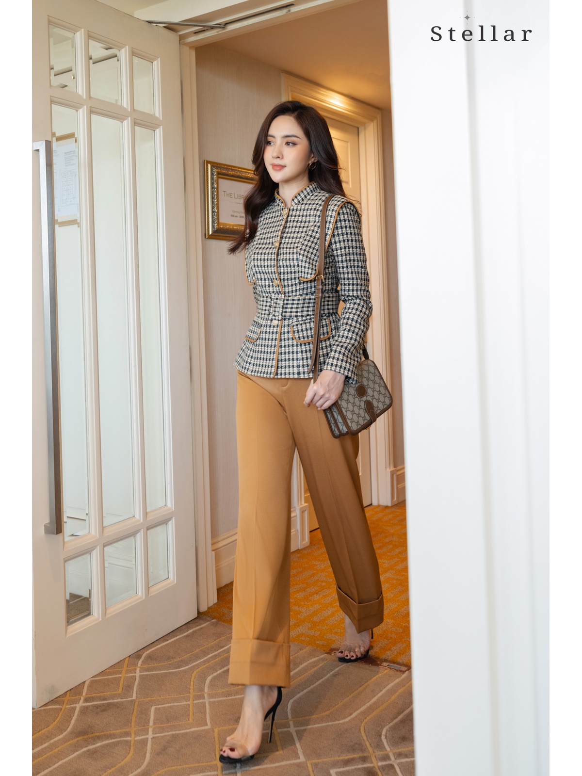 Áo dạ Tweed kẻ caro màu nâu