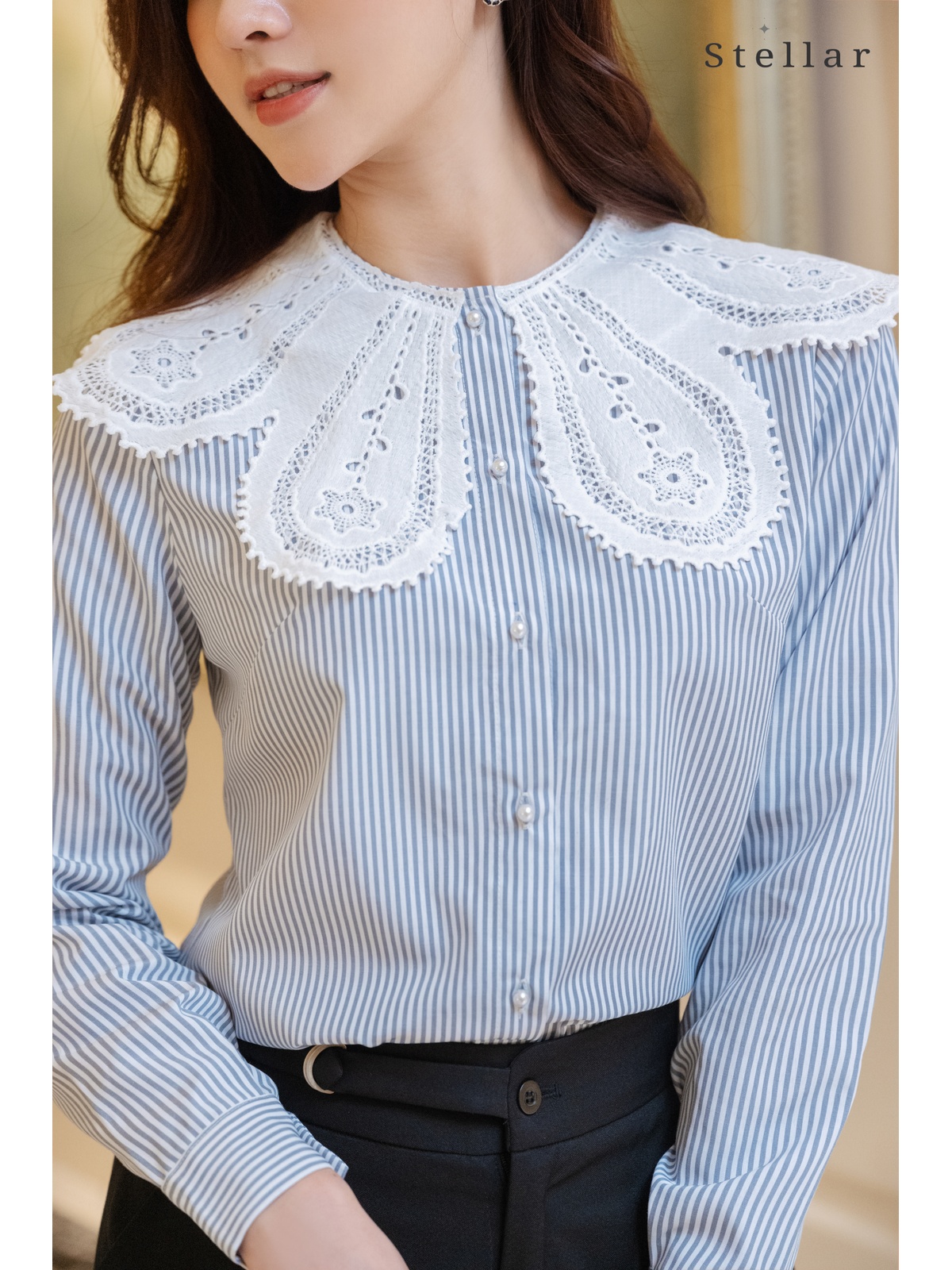 Quần xuông đen, lơ vê gấu, cài khoá vàng