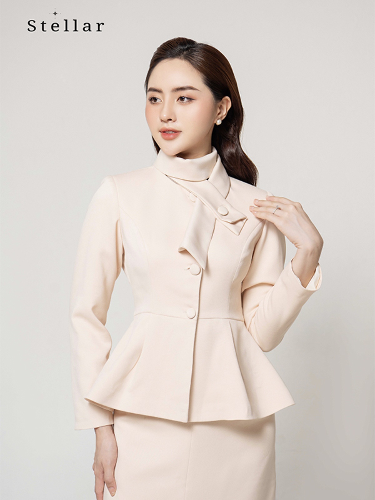 Áo dạ Tếch nhung kèm khăn cổ