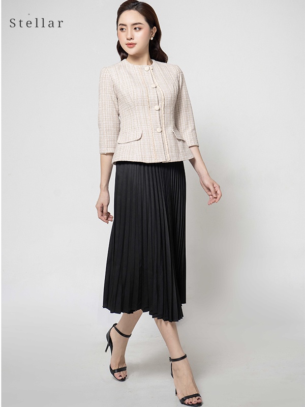 Chân váy đen dập ly dẻ quạt màu đen, xoè rộng