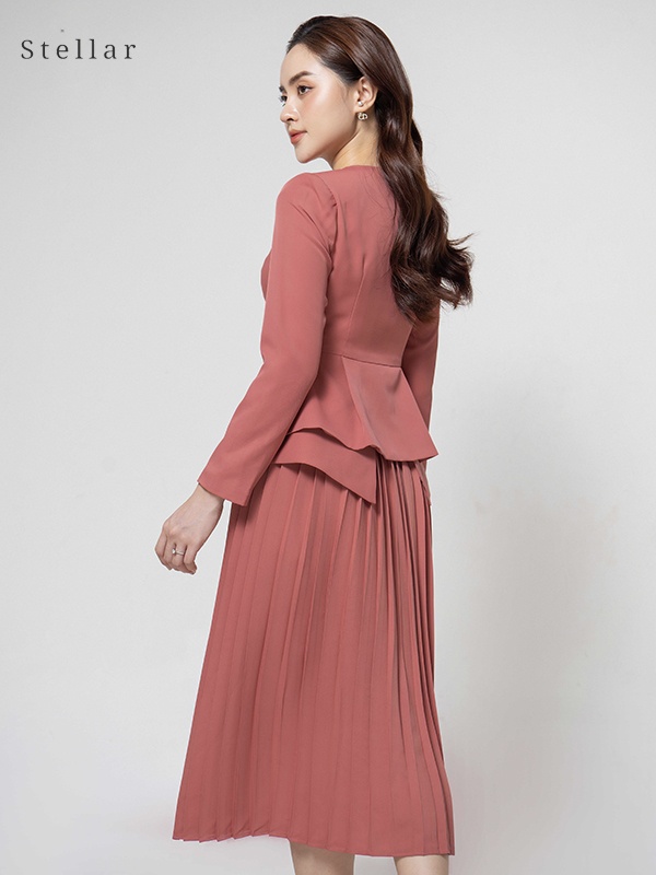 Set váy peplum bổ cúc và chân váy dập ly