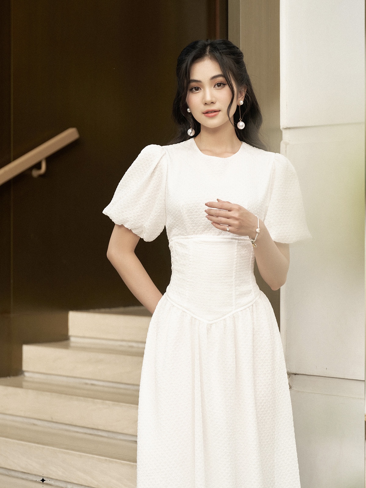 Đầm trắng