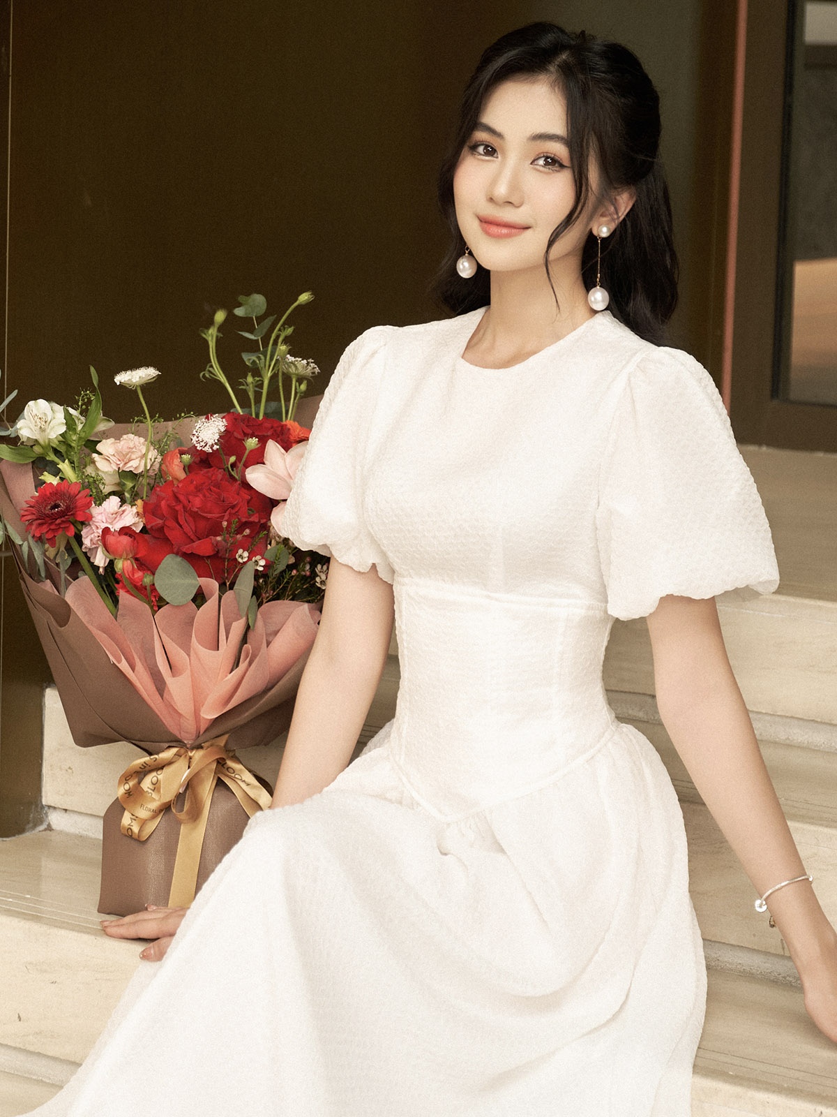 Đầm trắng