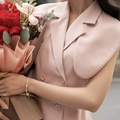 Đầm hồng liền dáng cúc bọc 2 hàng